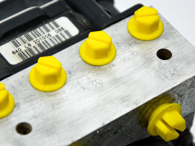 Jednotka ABS 0265235054 Mercedes-Benz W169 2004