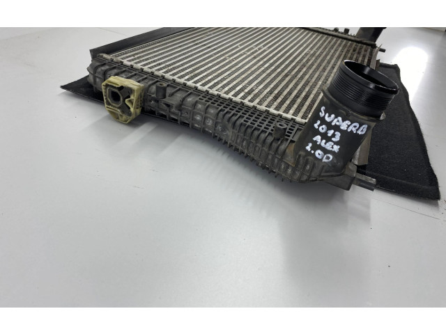 Интеркулер  1K0145803BM, 1K0121251DM   Skoda Superb B6 (3T) 