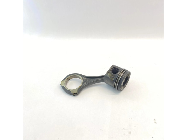 Поршень OM 642.930 A6420304120, A6420303420 Mercedes-Benz S W221 для дизельного двигателя 3.0