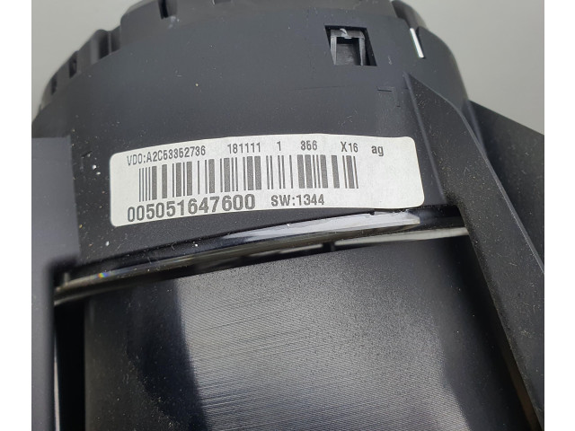 Панель приборов 50516476, 005051647600 Alfa Romeo Giulietta