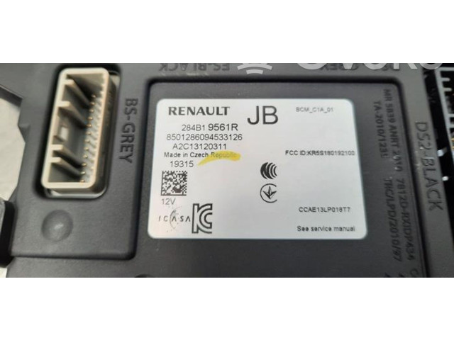 Блок комфорта 284B19561R   Renault Clio V   