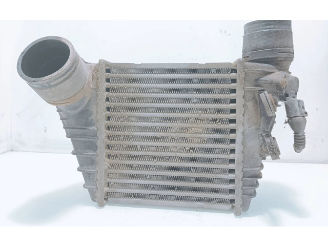 Интеркулер 1J0145803F, 0281002177 Audi A3 S3 8L