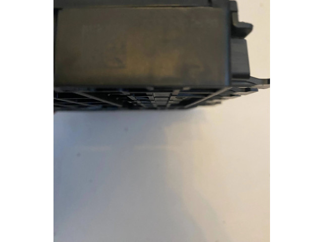 Блок предохранителей A2055402850, A2055402840 Mercedes-Benz C AMG W205