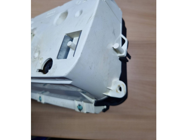 Панель приборов 3A0919033C, 6160593040   Volkswagen PASSAT B4       