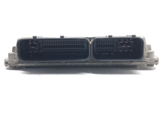 Блок управления двигателем Блок управления 06A906033BG Skoda Octavia Mk1 (1U)