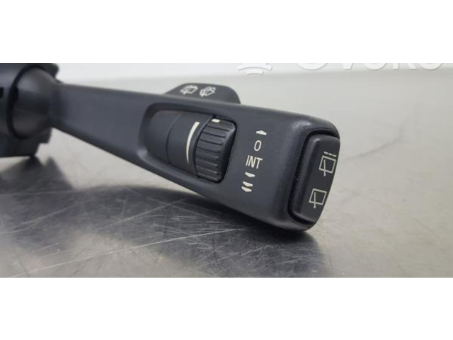 Включатель скорости стеклоочистителей 17D770, PA6GF30 Volvo C30