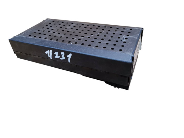 Блок предохранителей 08696098, 03W453   Volvo XC90    