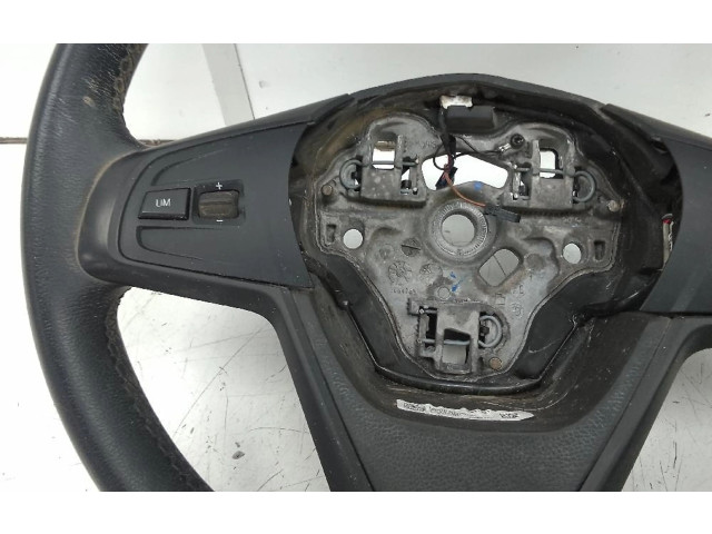 Volant BMW 2 F46 2014 SW686027701