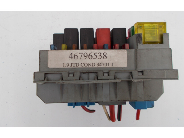   Pojistková skříňka 46796538, 46796538STILO   Fiat Stilo 2002