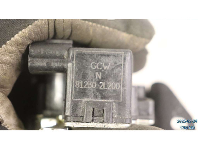 Zámek zadních dveří 812302L200 Hyundai i30 2012