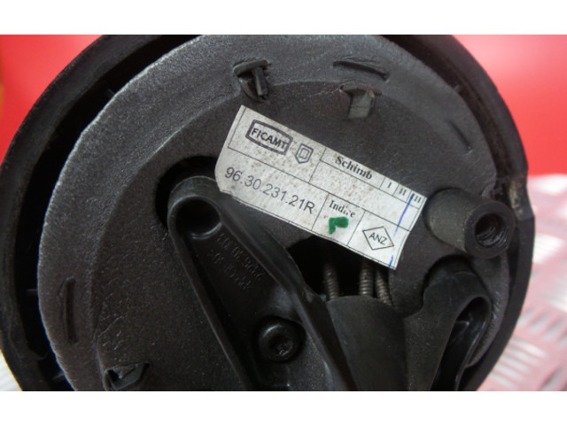 Зеркало электрическое Dacia Sandero 2008 - 2012 года