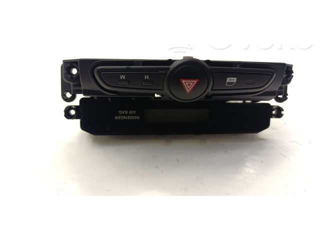 Дисплей    945101K000   Hyundai ix20