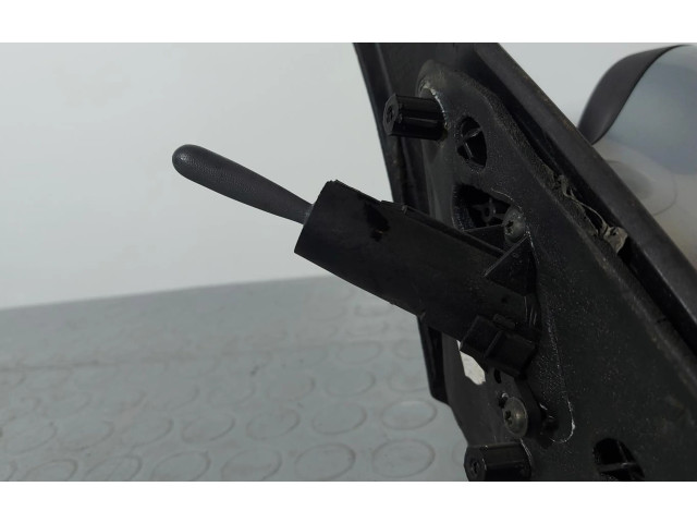 Зеркало электрическое Renault Clio II 2001 - 2005 года