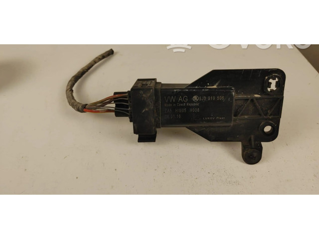 Вентилятор радиатора     5J0919506, CUS    Skoda Fabia Mk3 (NJ) 