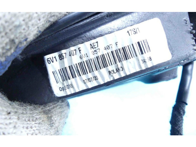 Зеркало электрическое Skoda Fabia Mk3 (NJ) 2015 - 2021 года