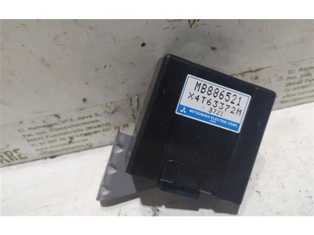 Блок предохранителей MB886521   Mitsubishi Montero    