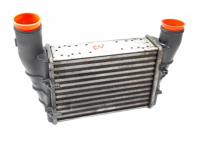 Интеркулер 058145805A, 1R01402007 Audi A4 Allroad