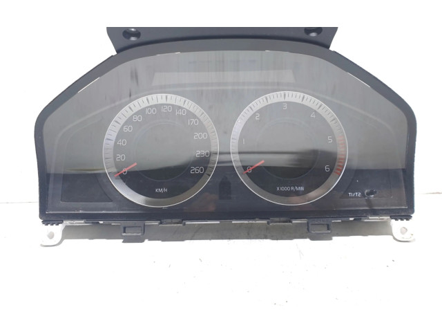 Přístrojová deska Volvo XC70 2010