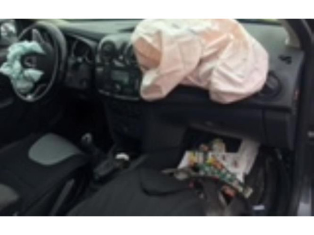 Вентилятор печки 272100975R Dacia Dokker