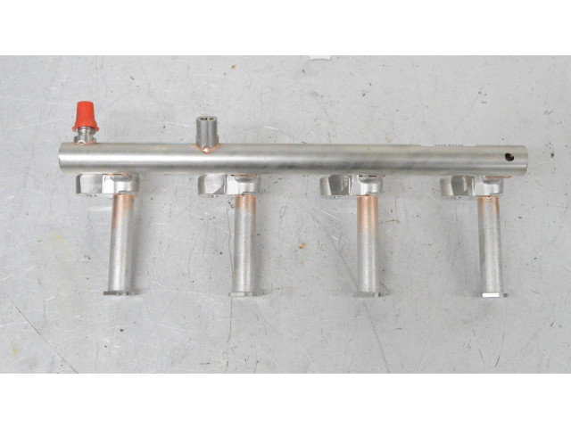 Vstřikovací lišta Volvo XC90