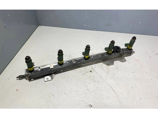 Топливная рампа 9186942 Volvo S60