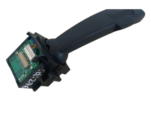 Ручка стеклоочистителей 30669860 Volvo S80