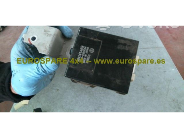 Блок предохранителей MN141469 Mitsubishi L200