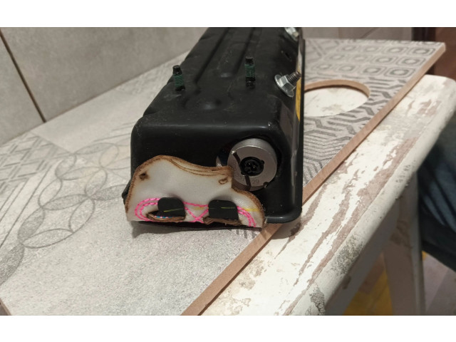 Подушка безопасности для колен P68289570AD Jeep Grand Cherokee