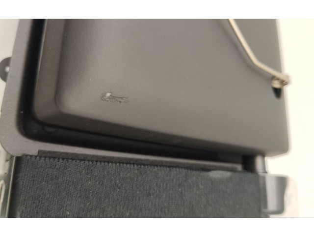 Дисплей    8G4310E889AA   Aston Martin Vantage III