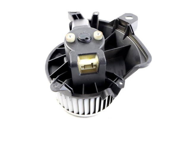 Вентилятор печки    77364956   Fiat Punto Evo