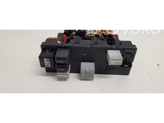 Блок комфорта 1K0937049N, 21002966 Skoda Octavia Mk2 (1Z)