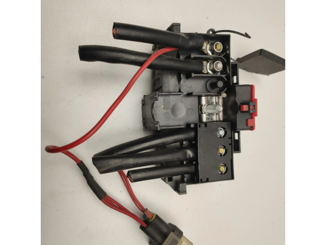 Pojistková skříňka A2035450803 Mercedes-Benz C W203 2001