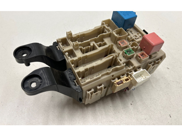 Pojistková skříňka 301083L12 Toyota Avensis T270 2014