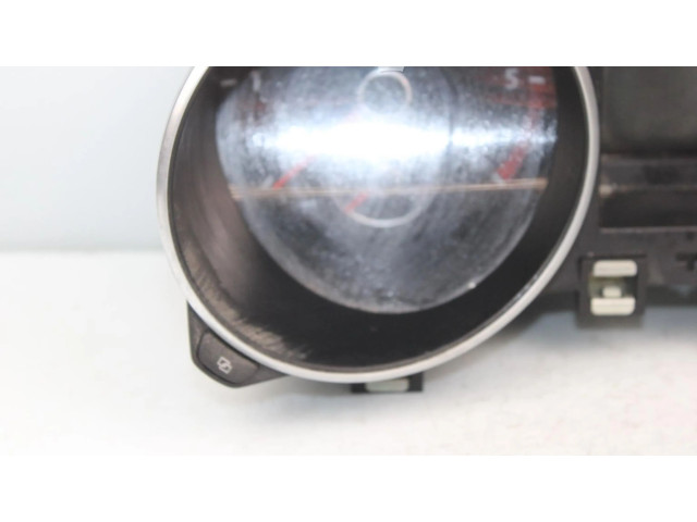 Панель приборов 5K0920860J Volkswagen Golf VI