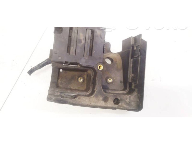 Pojistková skříňka 1k0907361b Seat Toledo III (5P) 2009