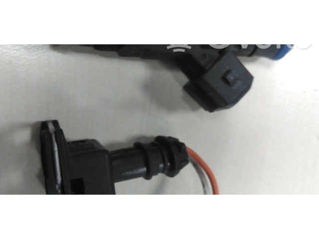 Форсунка 8200227124, 0280158034 Dacia Sandero K7J710