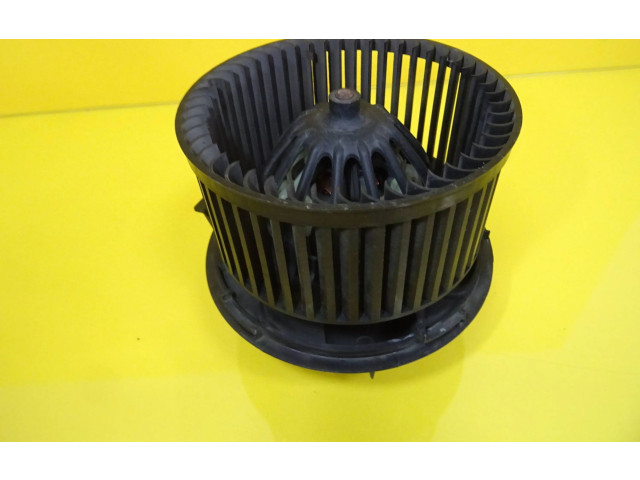 Вентилятор печки       Renault Clio III