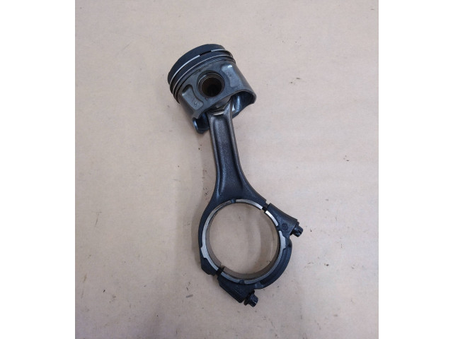 Поршень с шатуном 2017H, 025140381 Maserati Ghibli