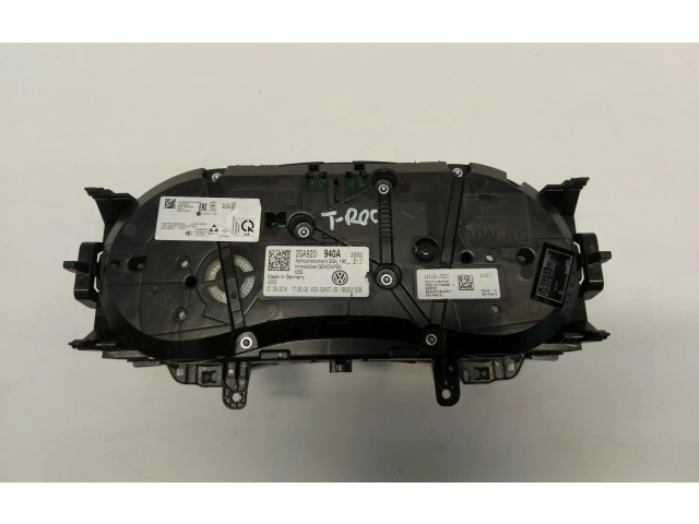 Přístrojová deska Volkswagen T-Roc 2021 2GA920940A