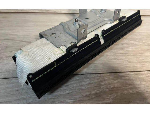 Подушка безопасности для колен 34280863B, 5E4880841 Skoda Octavia Mk4