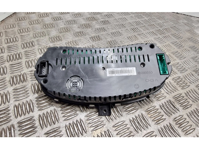 Pojistková skříňka Спидометр (приборный щиток) 5J0920810B, V2823466 Skoda Roomster (5J) 2007