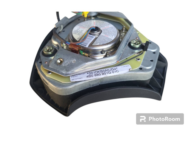 Подушка безопасности водителя 4B0880201G   Audi A6 S6 C5 4B