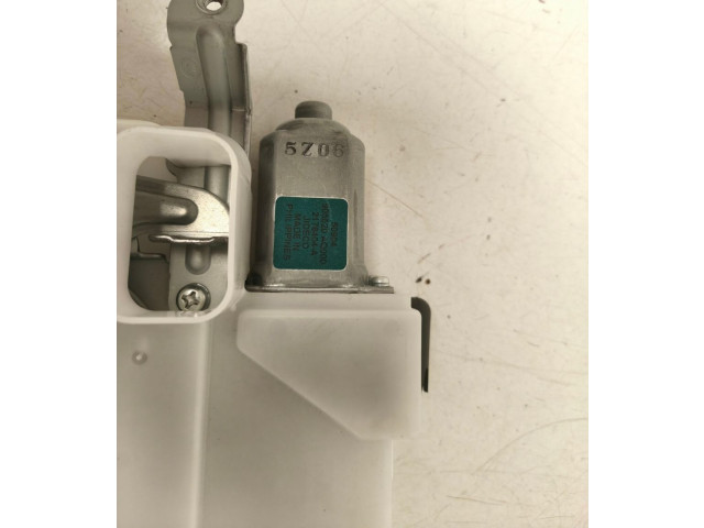 Zámek zadních dveří 233008H5R0EX, 233008H5R0EX Nissan X-Trail T30 2003