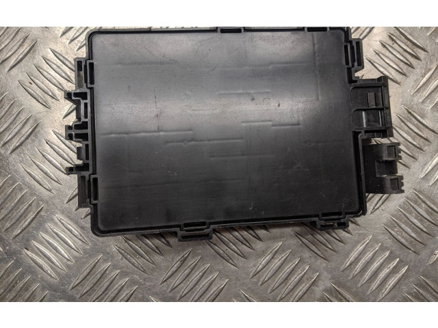 Блок предохранителей 109440901E, 35099575 Tesla Model X