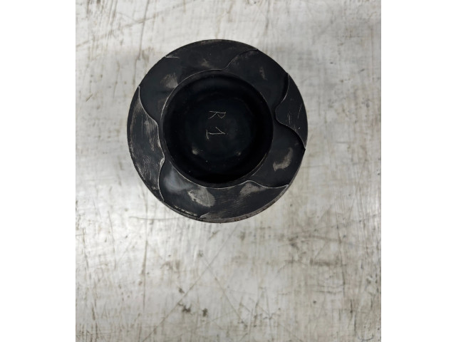 Píst 131010W020, 131010W021 Toyota Land Cruiser (J200)