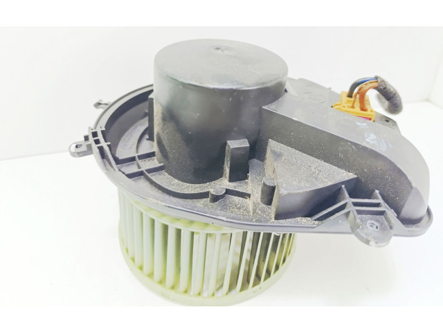 Вентилятор печки 8D1820021 Skoda Superb B5 (3U)