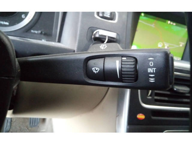 Ручка стеклоочистителей Volvo S60