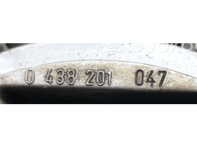 Дроссельная заслонка 0438201047, 0438201047   Volkswagen Jetta III      