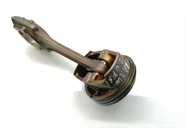  Поршень с шатуном BMN   Audi A3 S3 8P  