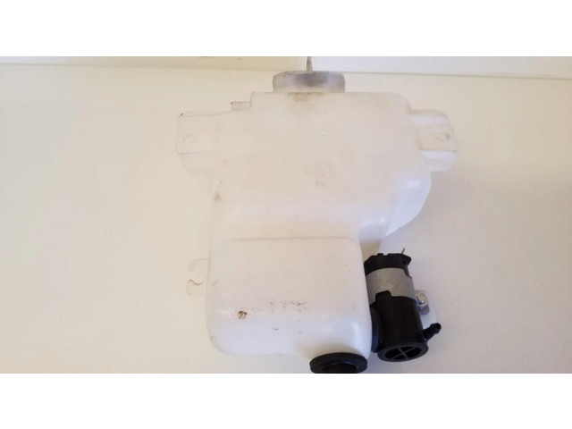 Бачок оконной жидкости    